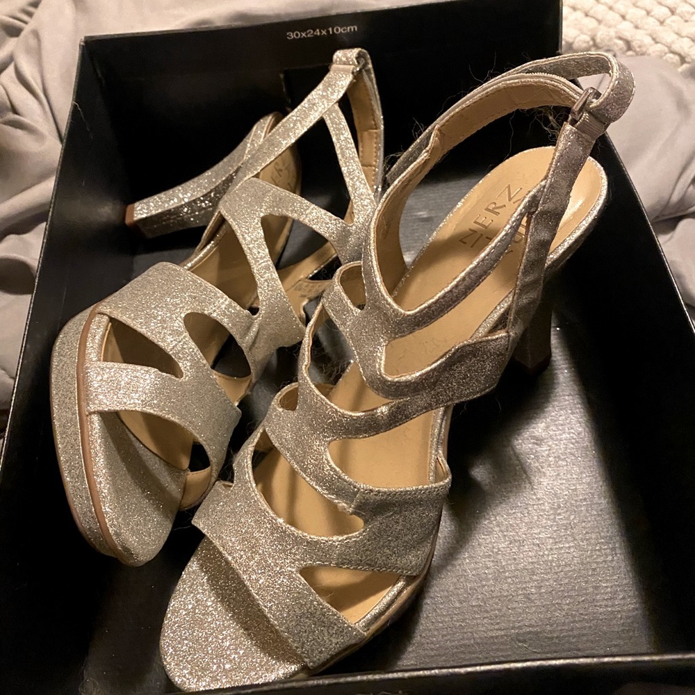 Naturalizer Dianna Silver Glitter Heels